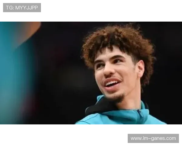 Shams曝三球拉梅洛鲍尔将做两次小手术修复脚踝手腕伤情问题